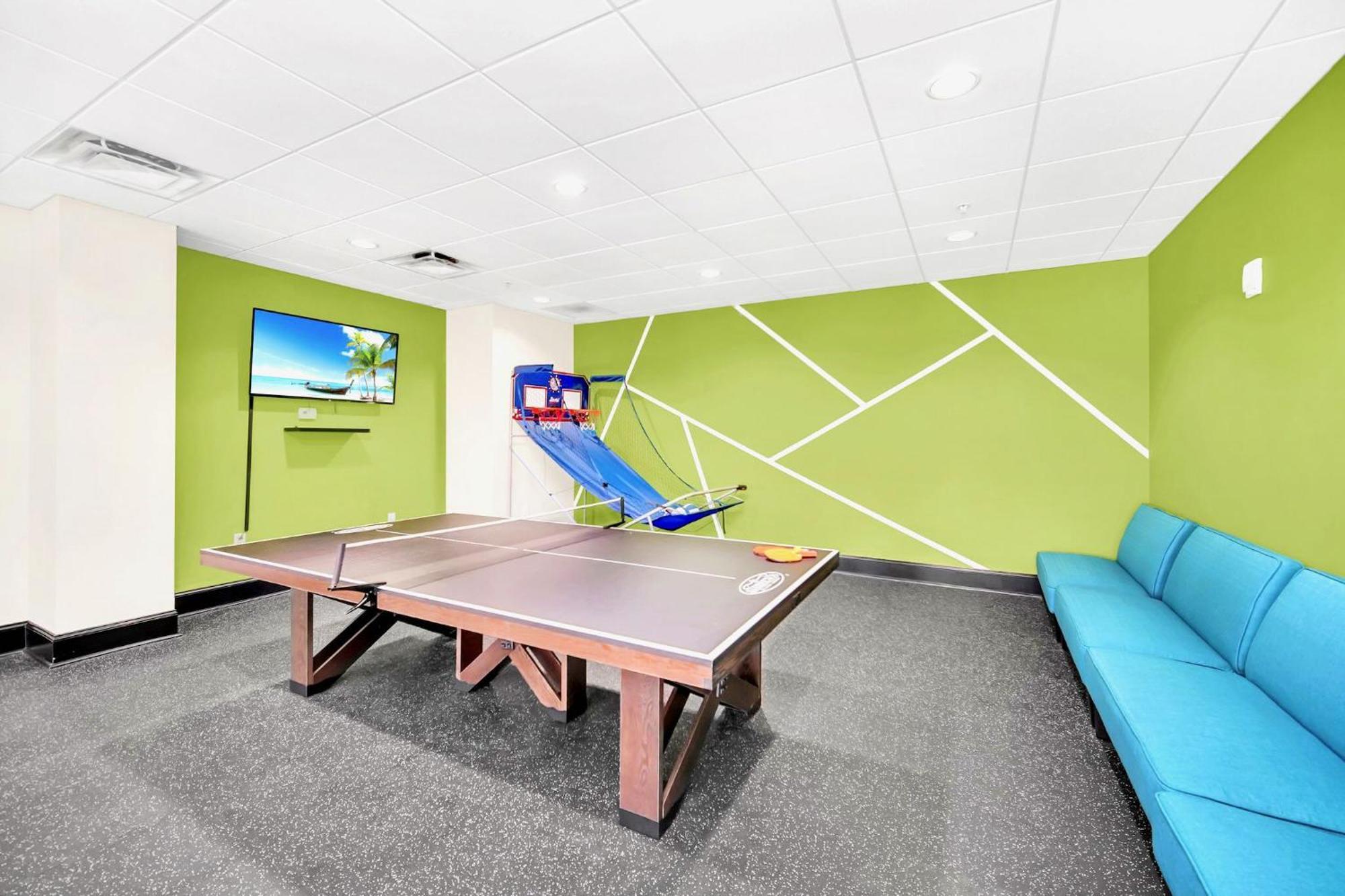 Stunning 2Br Condo With Hot Tub And Pool, Near Disney! Orlando Luaran gambar