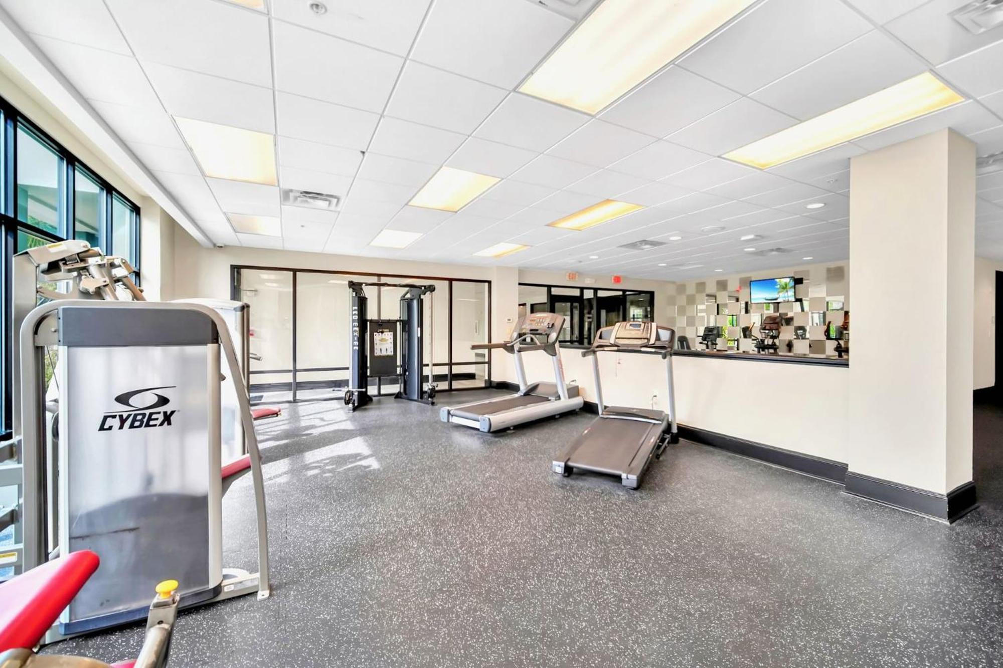 Stunning 2Br Condo With Hot Tub And Pool, Near Disney! Orlando Luaran gambar