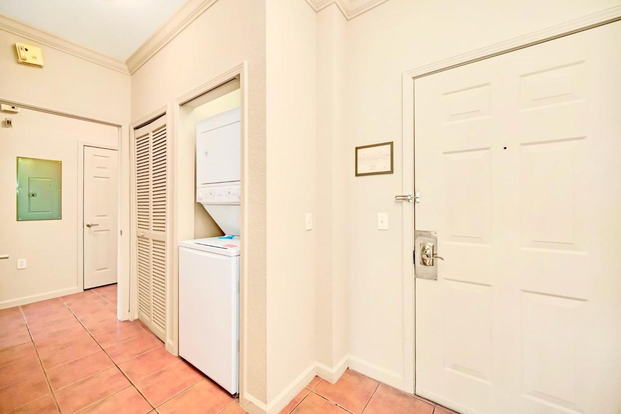 Stunning 2Br Condo With Hot Tub And Pool, Near Disney! Orlando Luaran gambar