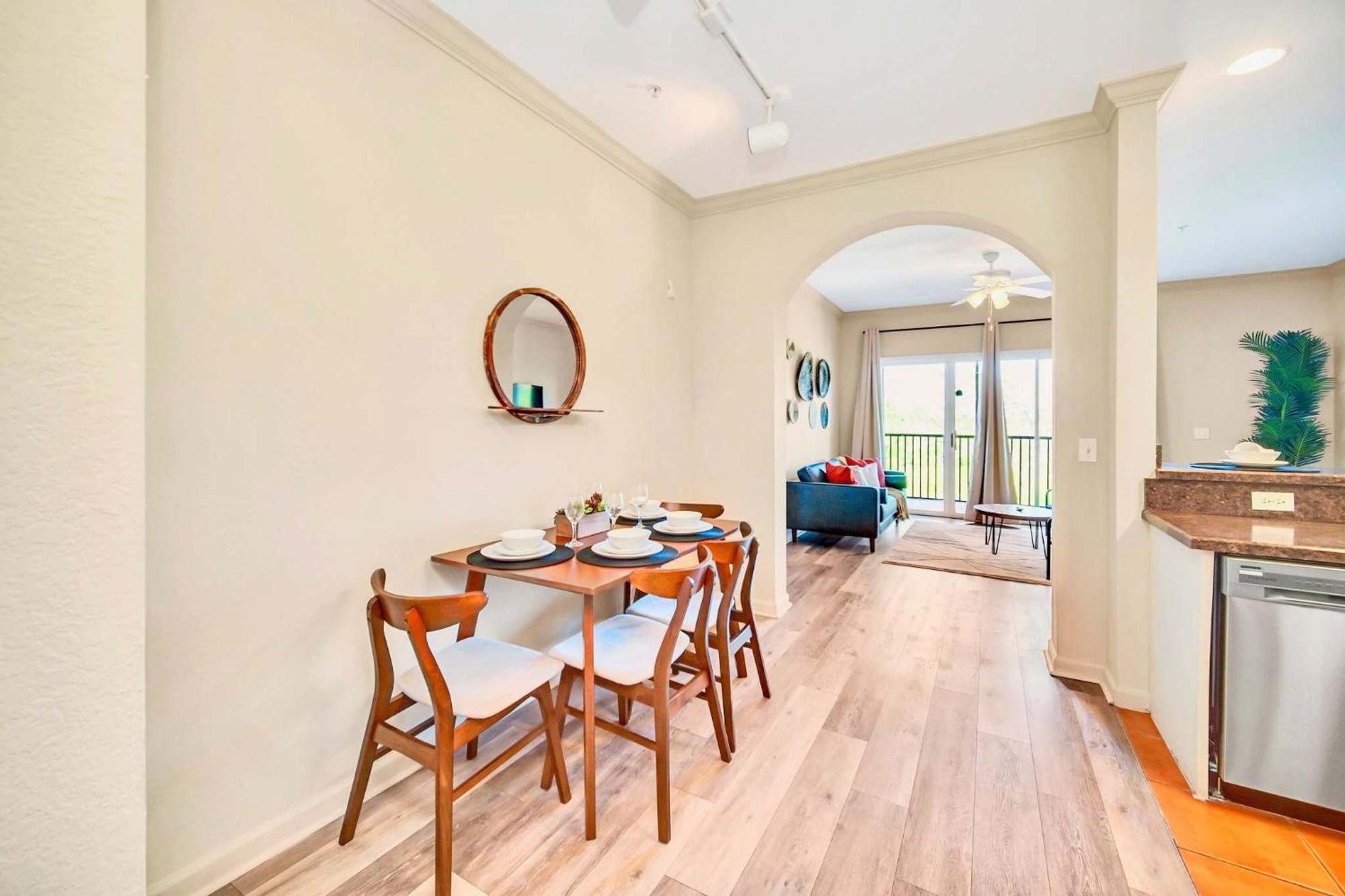 Stunning 2Br Condo With Hot Tub And Pool, Near Disney! Orlando Luaran gambar