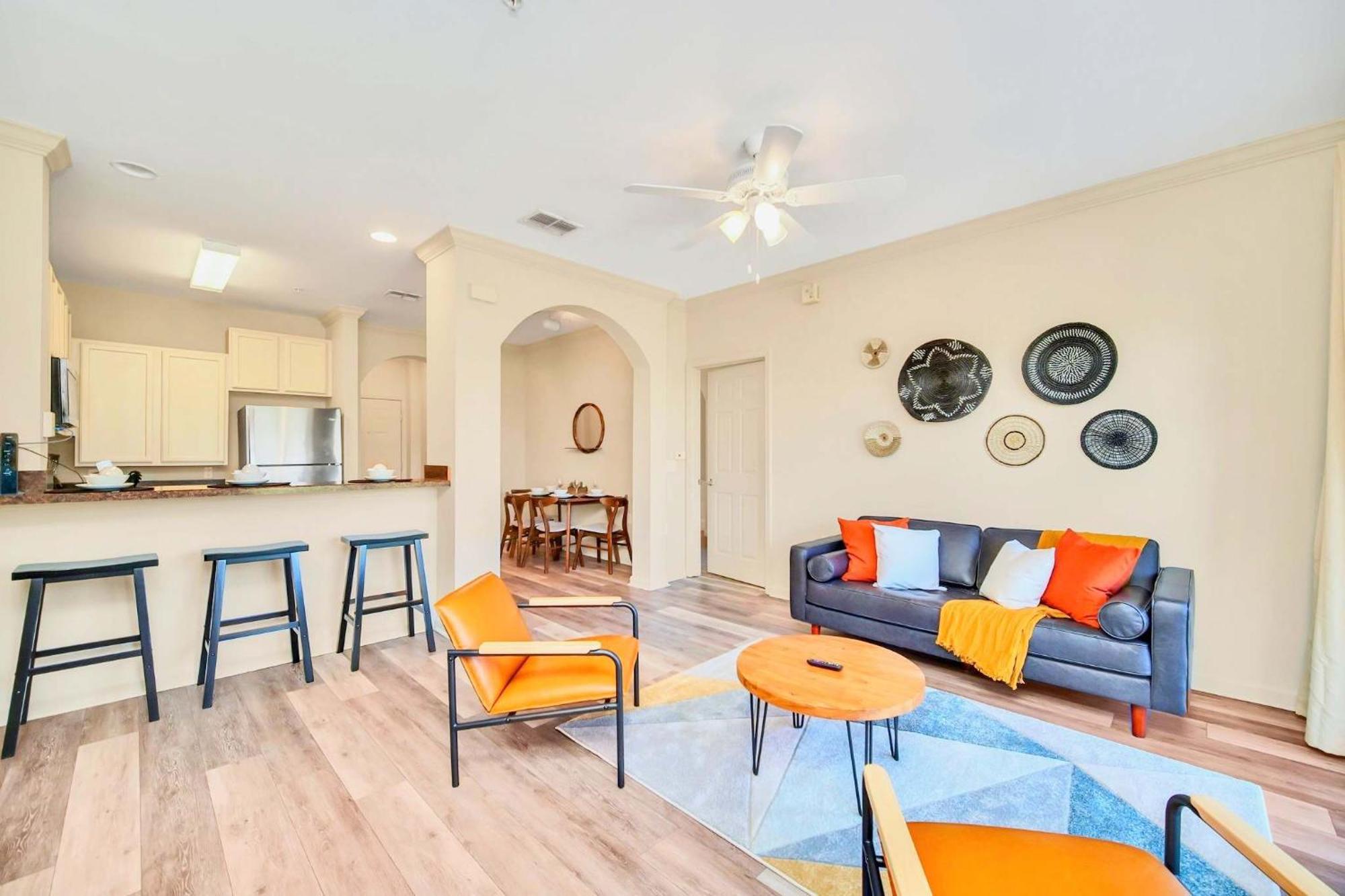 Stunning 2Br Condo With Hot Tub And Pool, Near Disney! Orlando Luaran gambar
